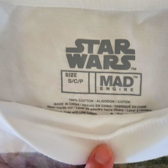 NWT STAR WARS "MAD ENGINE" BRAND BABY YODA MOOD POD CROP TOP SZ.S - Picture 2 of 5